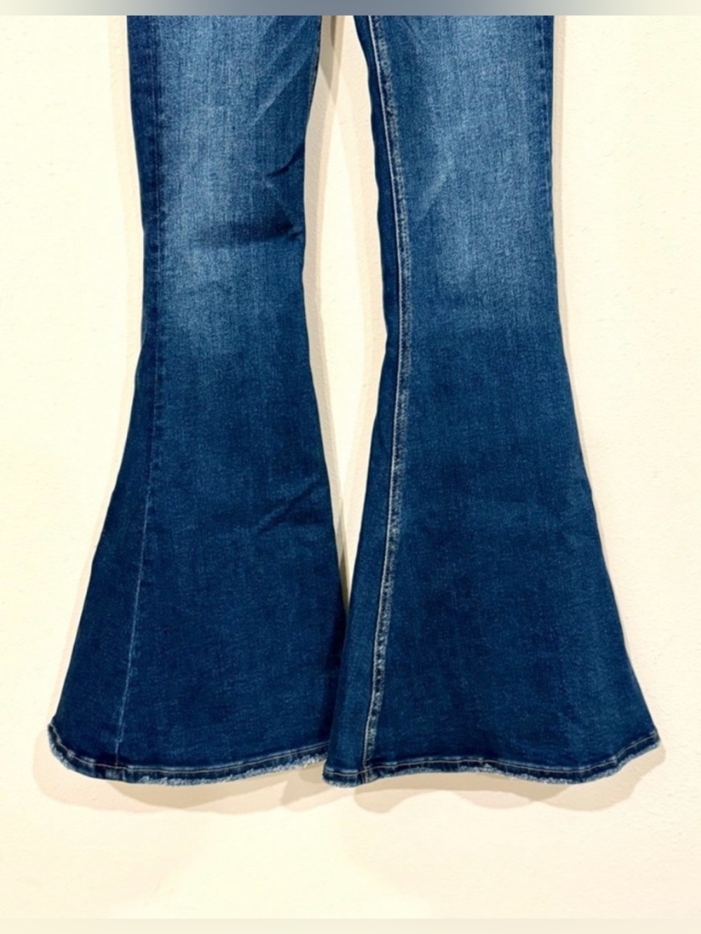 Bridge By Gly High Rise Super Flare Button Fly Denim Jeans in Dark Wash size 25 - Picture 10 of 15